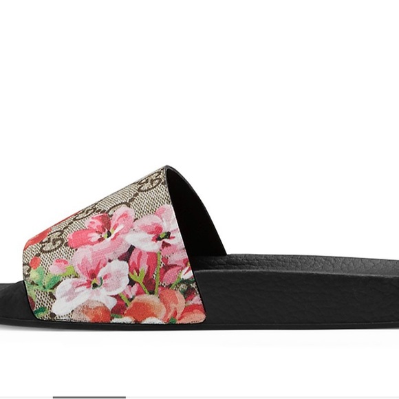 Gucci pool slides , NWT never worn, size 4 - Picture 3 of 4